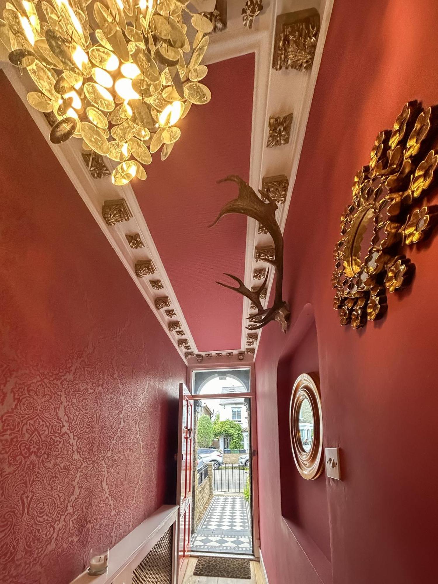 The Crown Loft Ensuite Luxury Accomodation Кингстон на Темзе Экстерьер фото